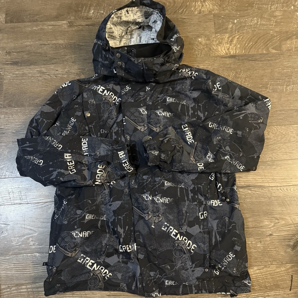 Grenade Fatigue Project  Snowboard Jacket Men's Size XL, Hooded, NICE!